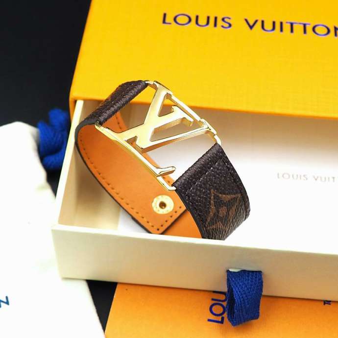 Picture of LV Bracelet _SKULVbracelet02cly21110713